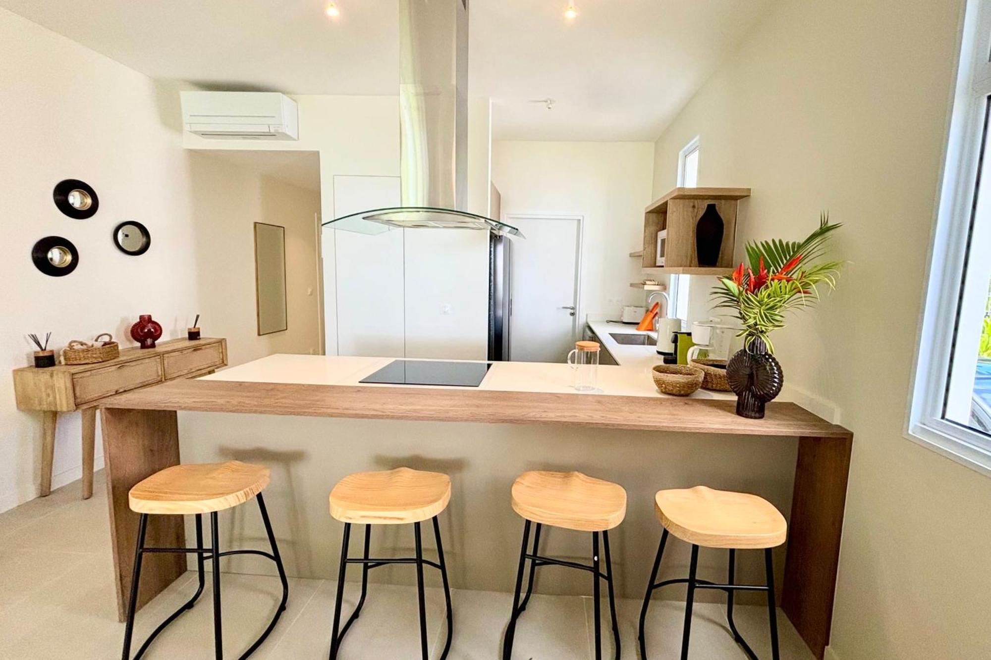 Gaia Lodge Seaside Paea Экстерьер фото