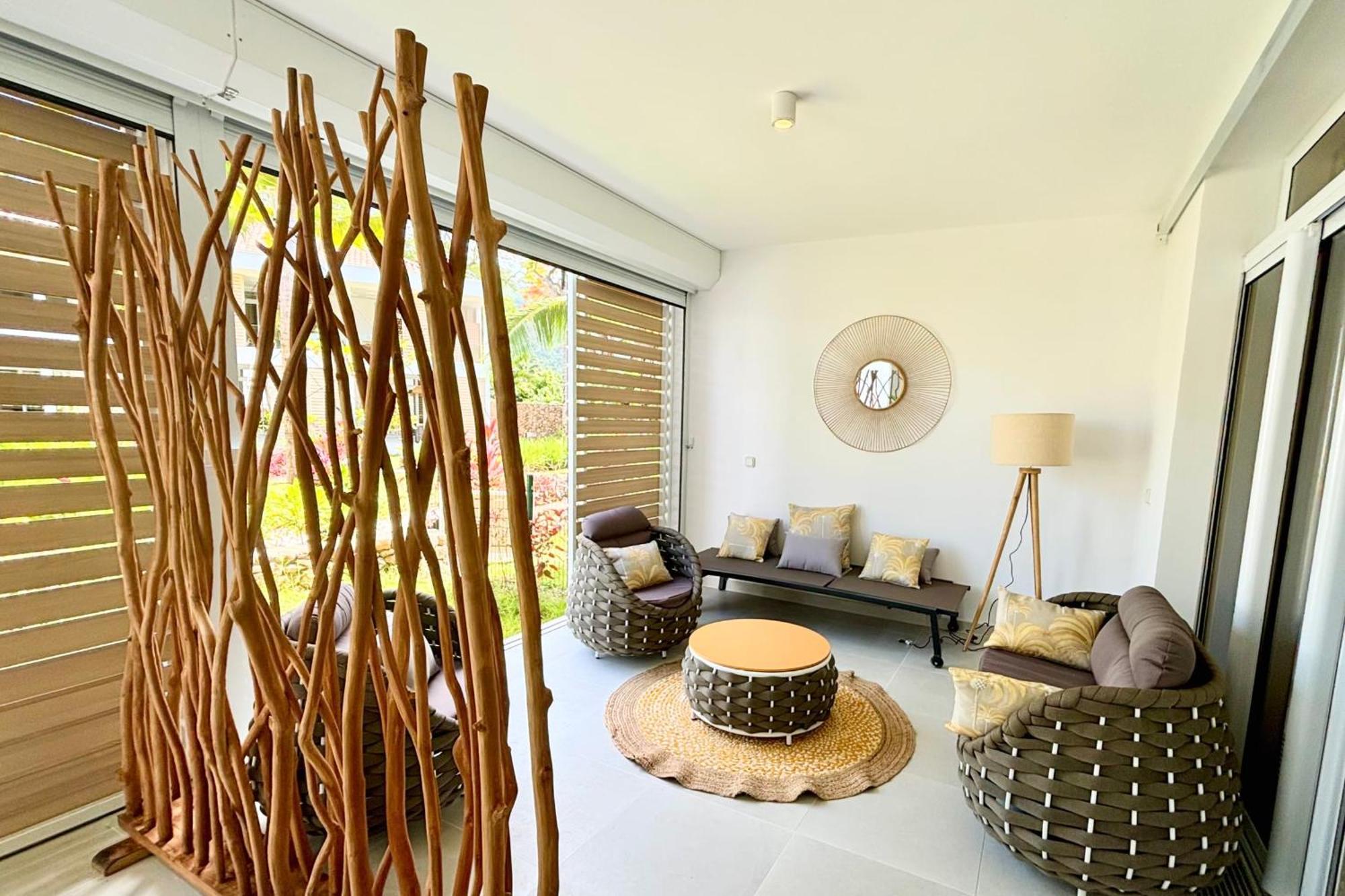 Gaia Lodge Seaside Paea Экстерьер фото